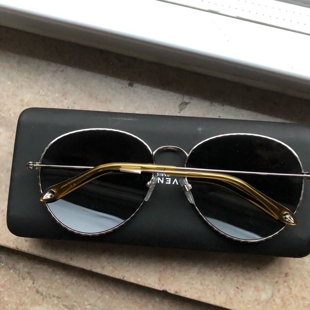 Givenchy sunglasses aviator style brand new